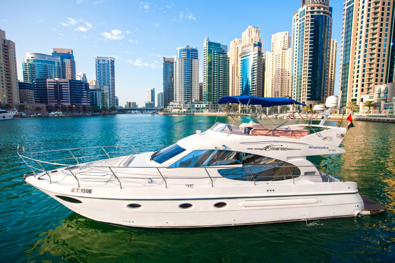 50 FEET Yacht Rental dubai