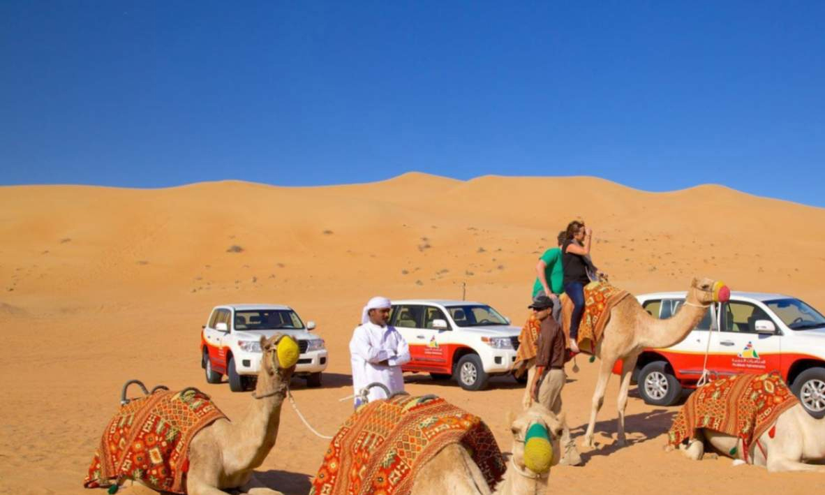 Enjoy-Camel-Riding-in-Desert-Safari