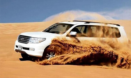 4 X 4 dune-bashing